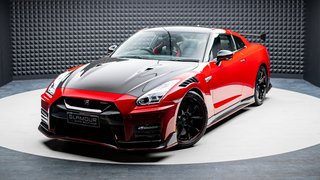 Nissan GT-R Nismo Edition - Vibrant Red