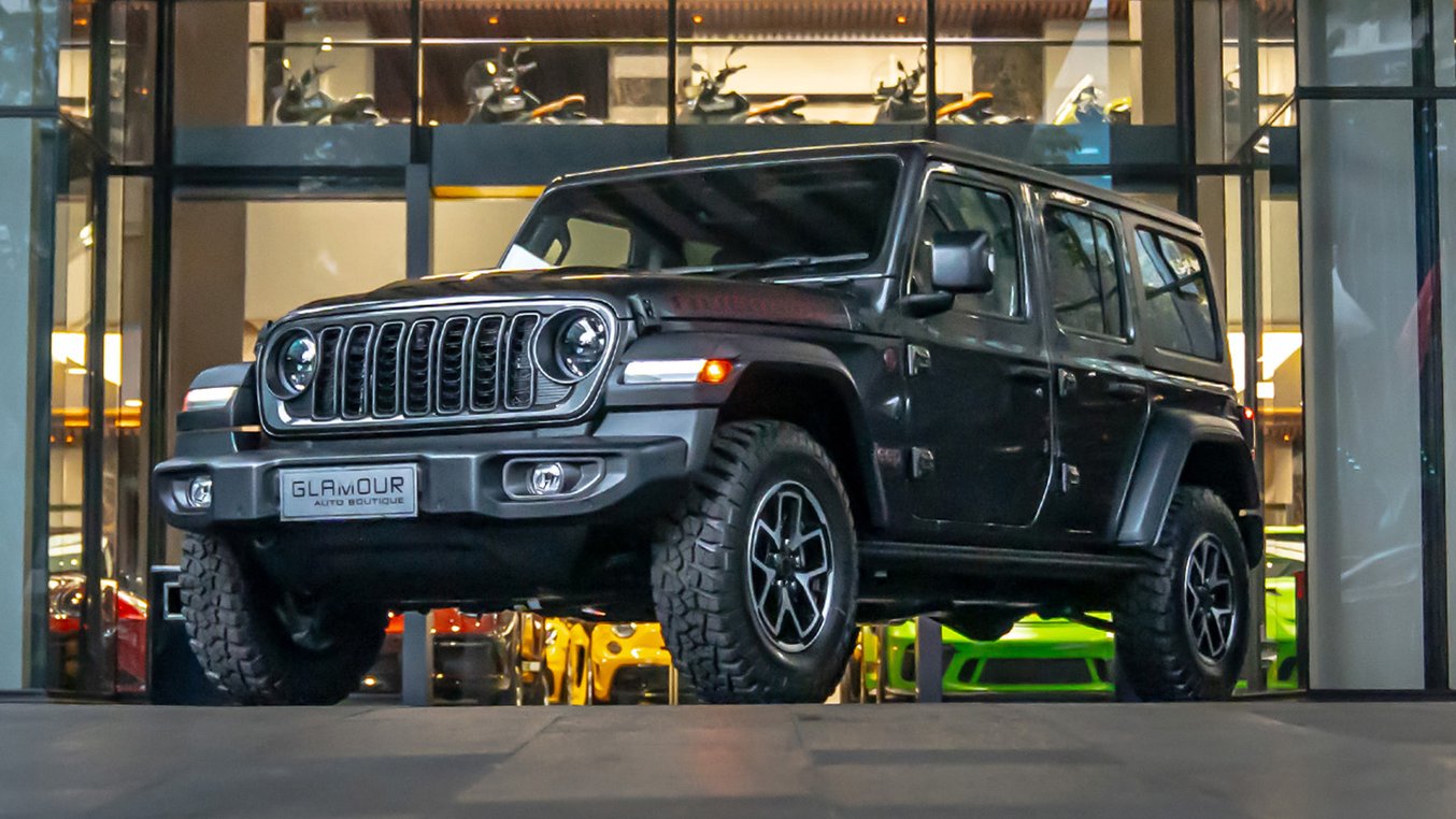 Jeep Wrangler Rubicon _ PAU GRANITE