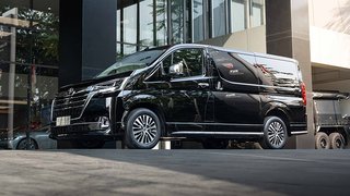 Toyota GranAce G _ 8 Seater - Black